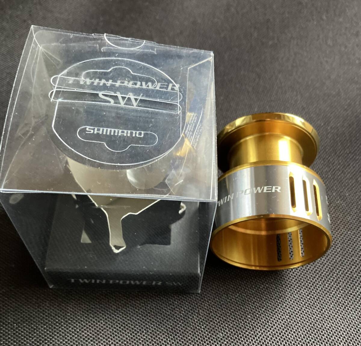 15ツインパワーSW4000XG　替スプール　中古品_2