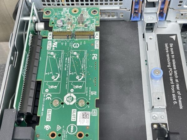 Dell PowerEdge R740 Server Usato - Dual Xeon Gold 6140 18C 2.3GHz, 128GB RAM, 16x2.5", H730P, 2x1100W