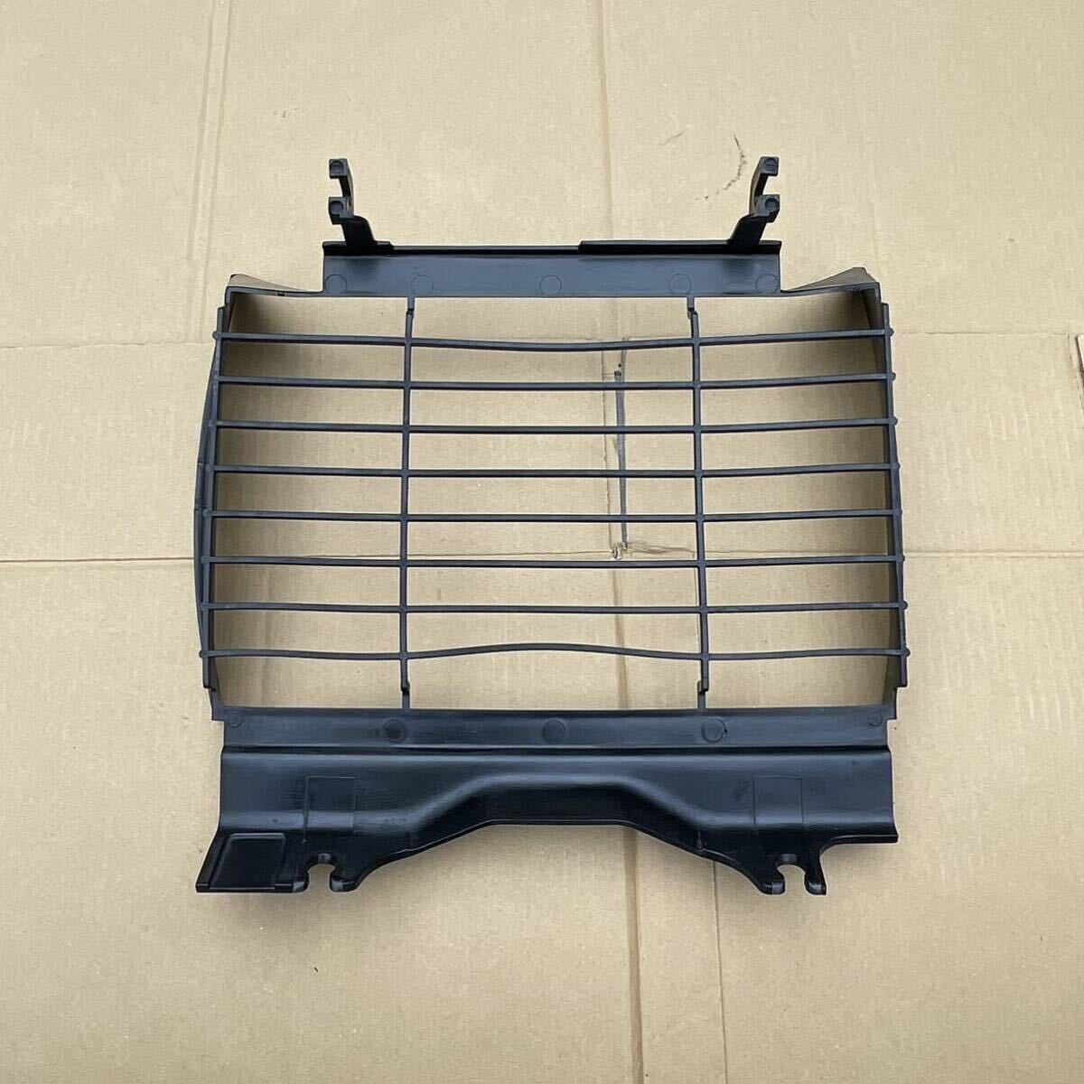 YAMAHA ヤマハ RZ250RR 51L 29L 純正ラジエーターカバー 爪良好 1 検）RZ250R RZ350R RZ 1AR 1XG 3HM 29K 31K RD250 RD350 _5