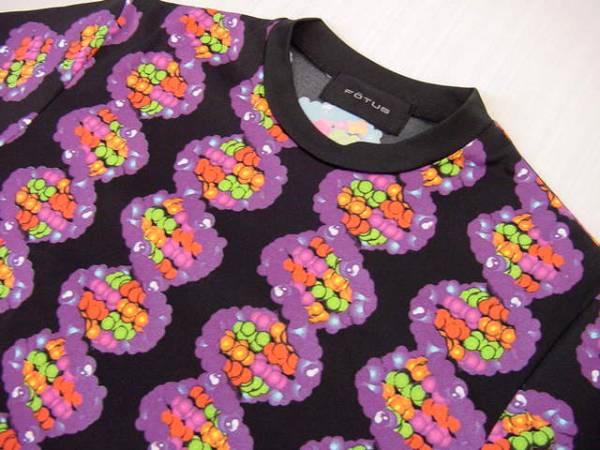 FOTUS フェトウスサイバー系Tシャツ