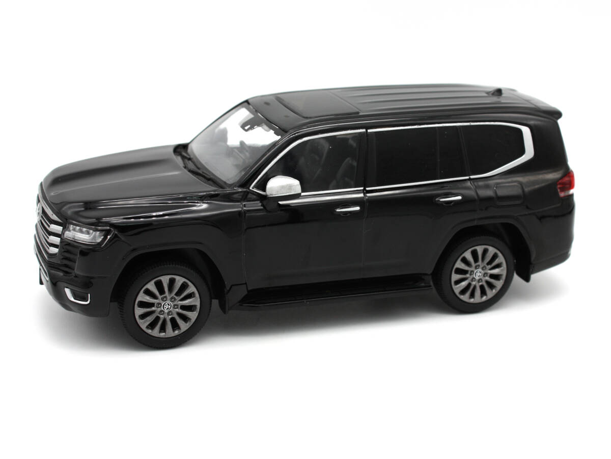 TOYOTA トヨタ 非売品 LAND CRUISER 300 ランドクルーザー 1/30 ダイ