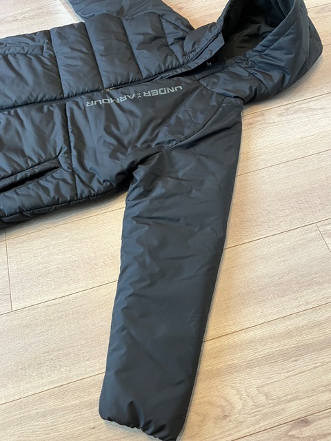 美品 定価15,400円 UNDER ARMOUR アンダーアーマー ベンチコート