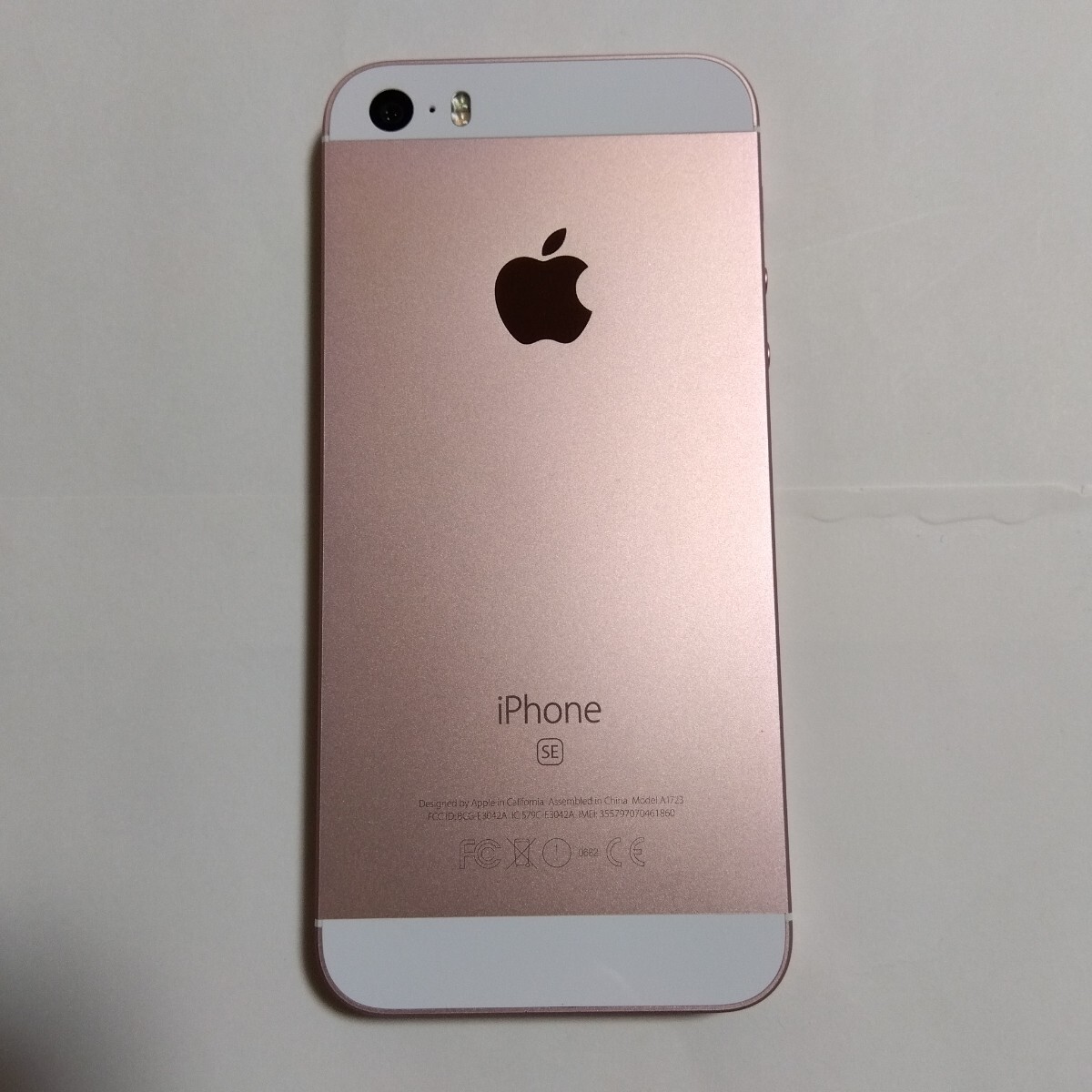 iPhone SE 16GB ローズゴールド SIMフリー バッテリー100% 超美品