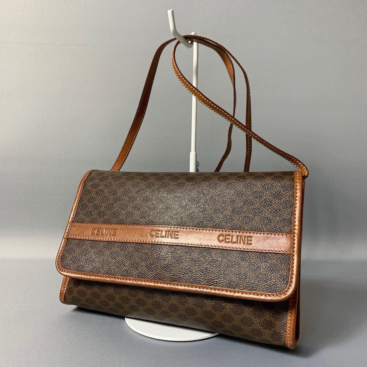 ショルダーバッグ マカダム CELINE セリーヌ ブラウン ブラゾン型押し 