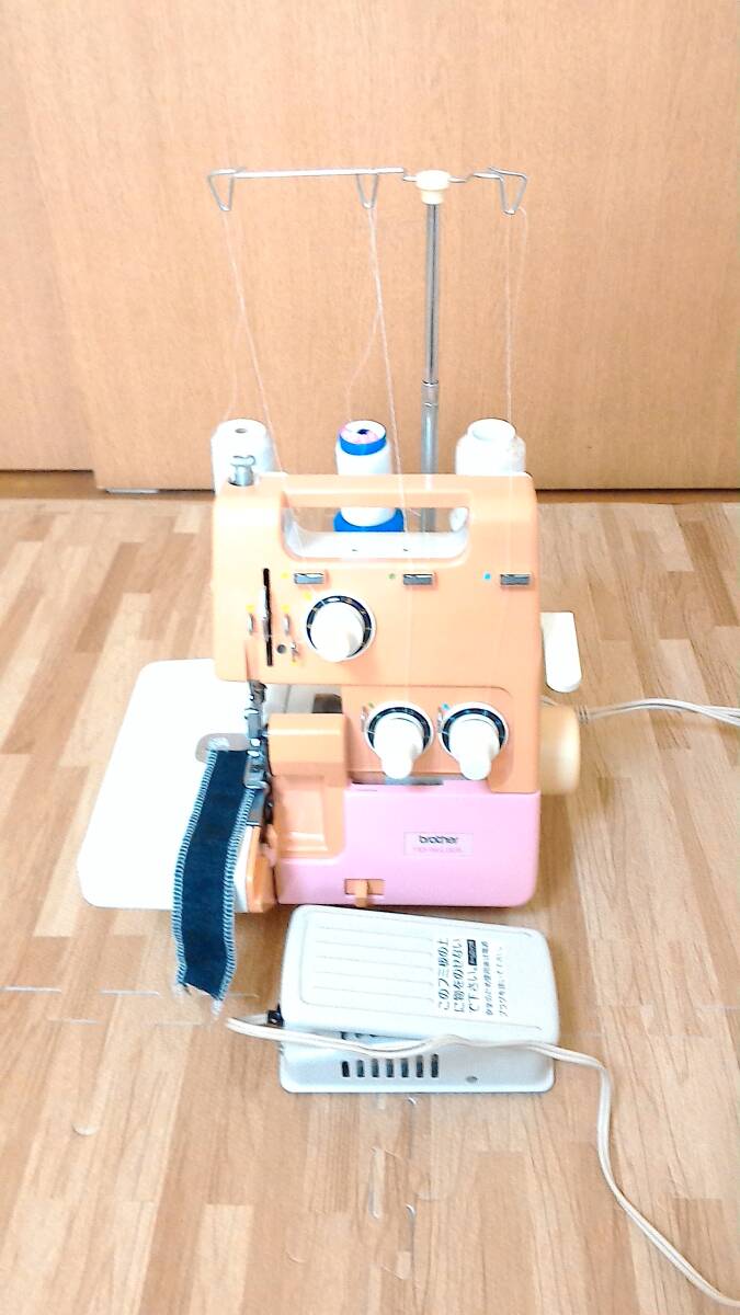 brother ミシン HOMELock　フットコントローラー付き　きれいにかかれます！　クリーニング注油済み_1