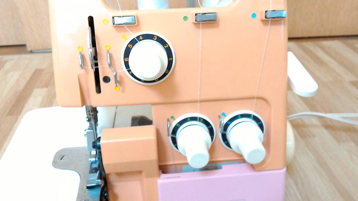 brother ミシン HOMELock　フットコントローラー付き　きれいにかかれます！　クリーニング注油済み_3