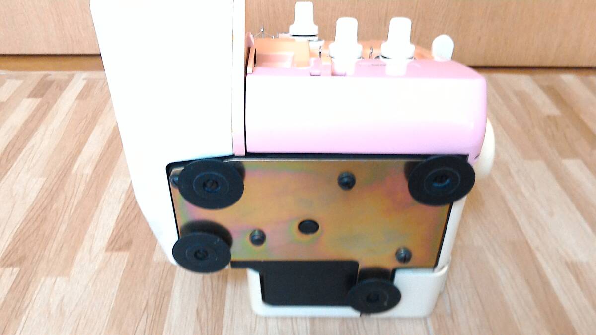 brother ミシン HOMELock　フットコントローラー付き　きれいにかかれます！　クリーニング注油済み_8