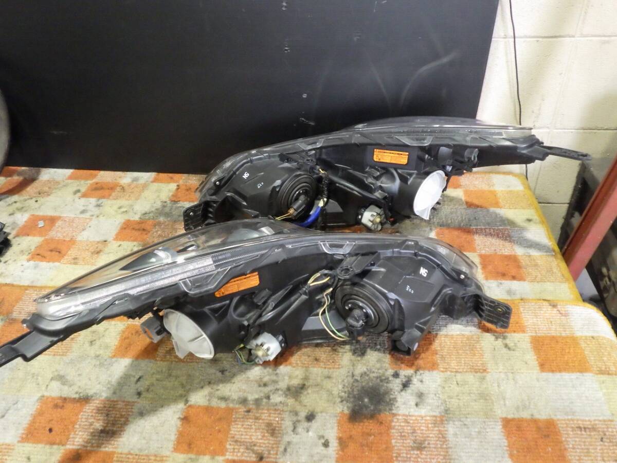 070924 レガシィ B4 BM9 美品 インナーブラック HID ヘッド ライト ランプ 左右 BR9　［E×2］ レガシィ B4 前期 美品 パーツ DBA-BM9(10062108