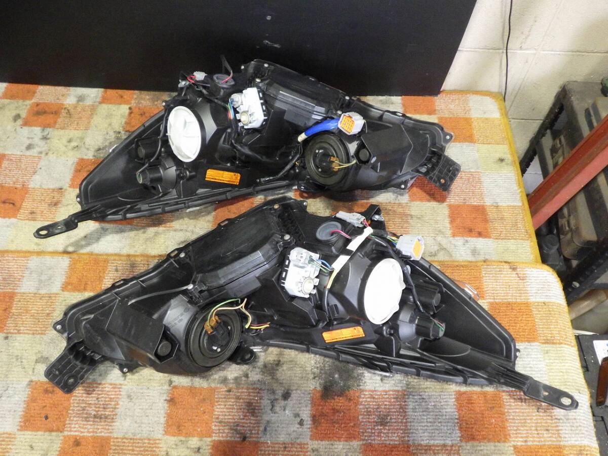 070924 レガシィ B4 BM9 美品 インナーブラック HID ヘッド ライト ランプ 左右 BR9　［E×2］ レガシィ B4 前期 美品 パーツ DBA-BM9(10062108