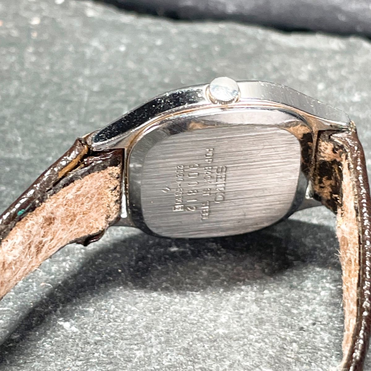 1970年代製 SEIKO セイコー 2320-5330 腕時計 アナログ クオーツ 