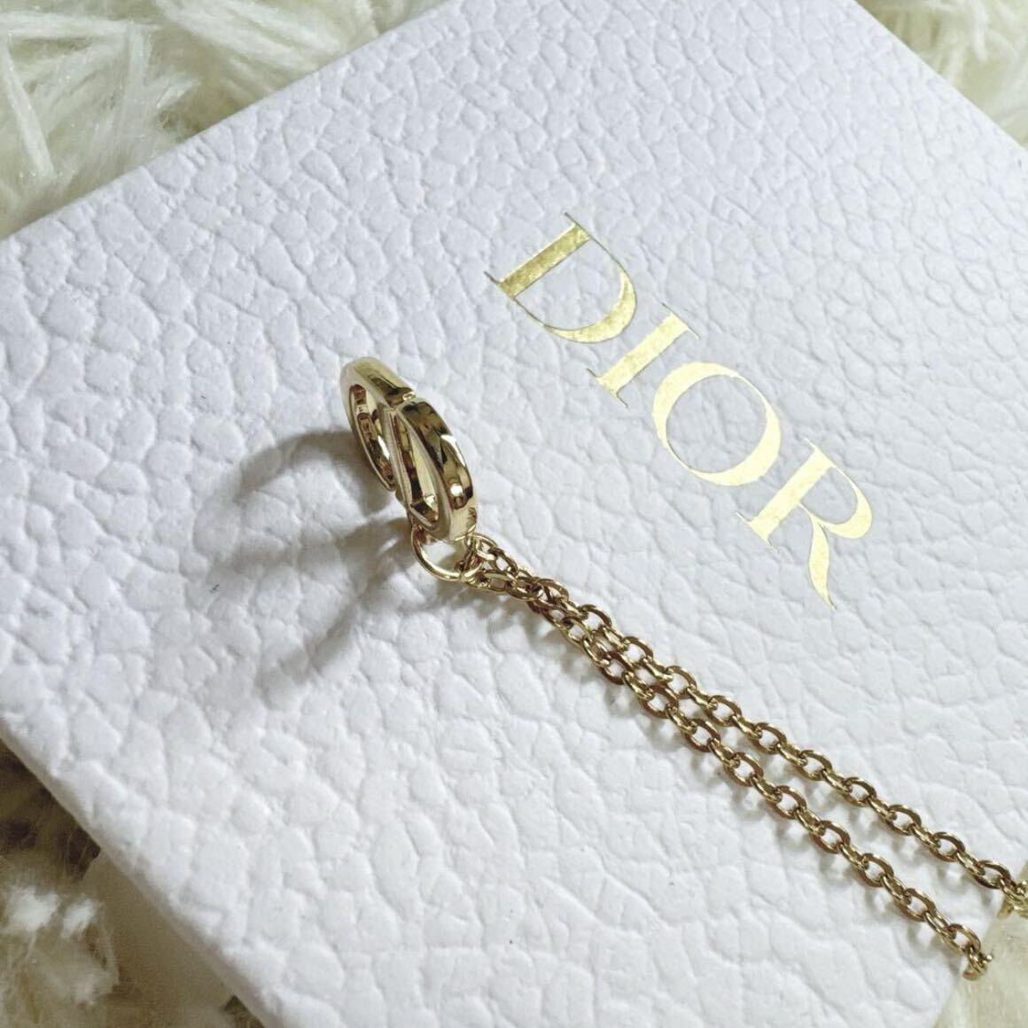 【新品未使用】箱付き！Christian Dior クリスチャンディオール CDロゴ チャーム&ネックレス ペンダント ゴールド 50cm レディース メンズ _6