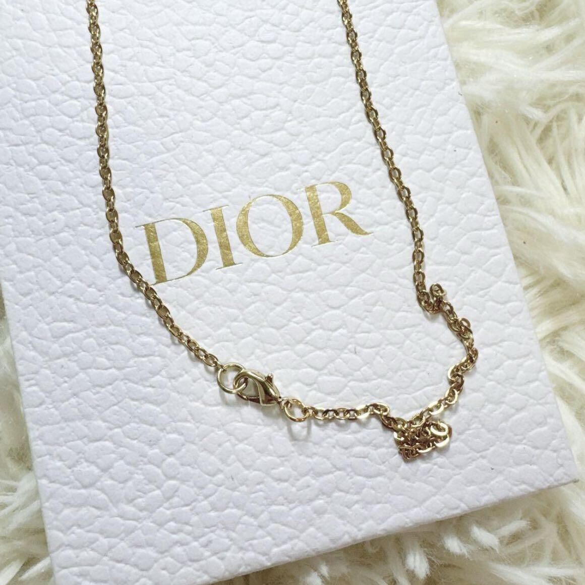 【新品未使用】箱付き！Christian Dior クリスチャンディオール CDロゴ チャーム&ネックレス ペンダント ゴールド 50cm レディース メンズ _8