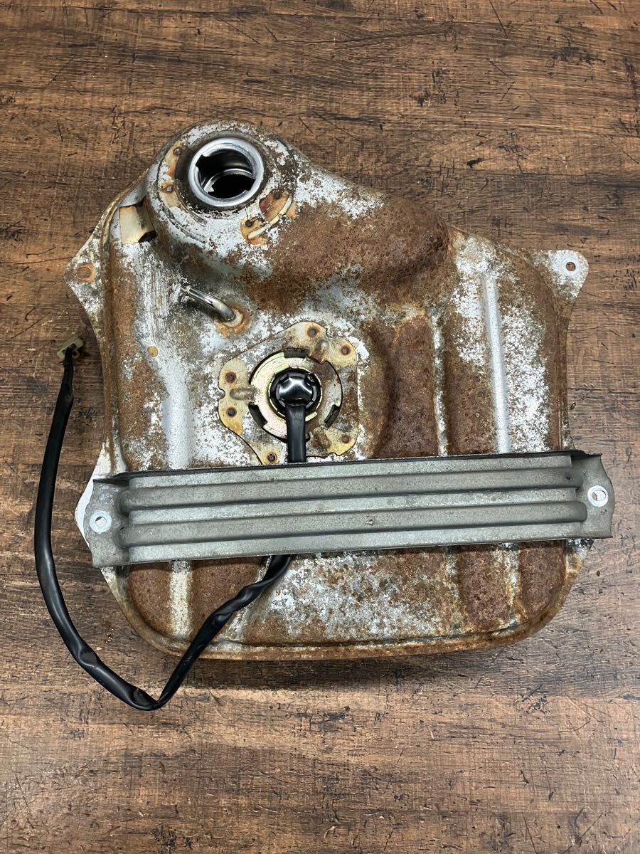 【34J】中サビなし AF35 AF34 ライブDio 後期 純正 ガソリンタンク 燃料タンク フューエルタンク タンク ライブディオ DIO ZX ディオ_3