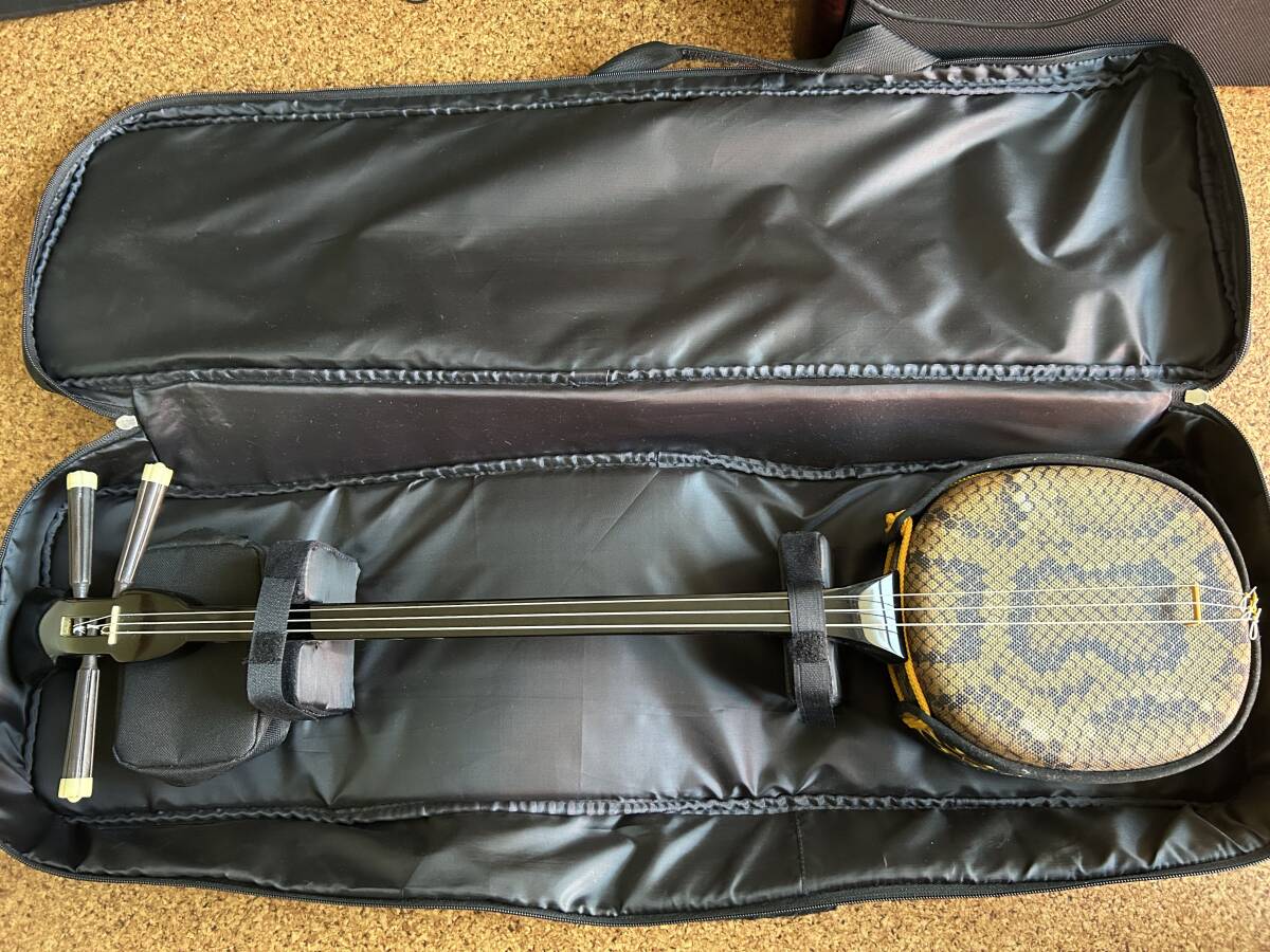 三味線 沖縄三線 琉球 三線 弦楽器 和楽器 蛇革 蛇皮 沖縄 人工皮 合