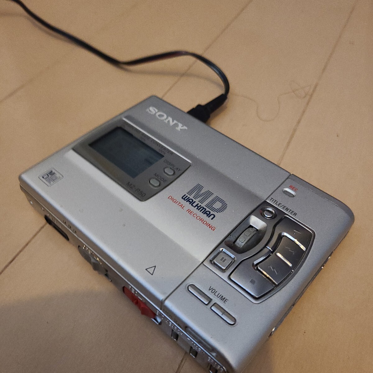 優れた価格 SONY 録音対応 MDウォークマン MZ-R50