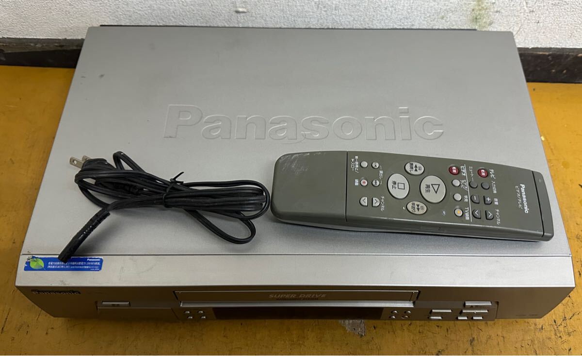 動作良品】Panasonic NV-HV1 VHSビデオデッキ リモコン付き(VHSビデオ
