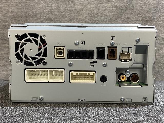 トヨタ 純正 オプション NMZK-W73D メモリーナビ 08604-00C20 (地デジ