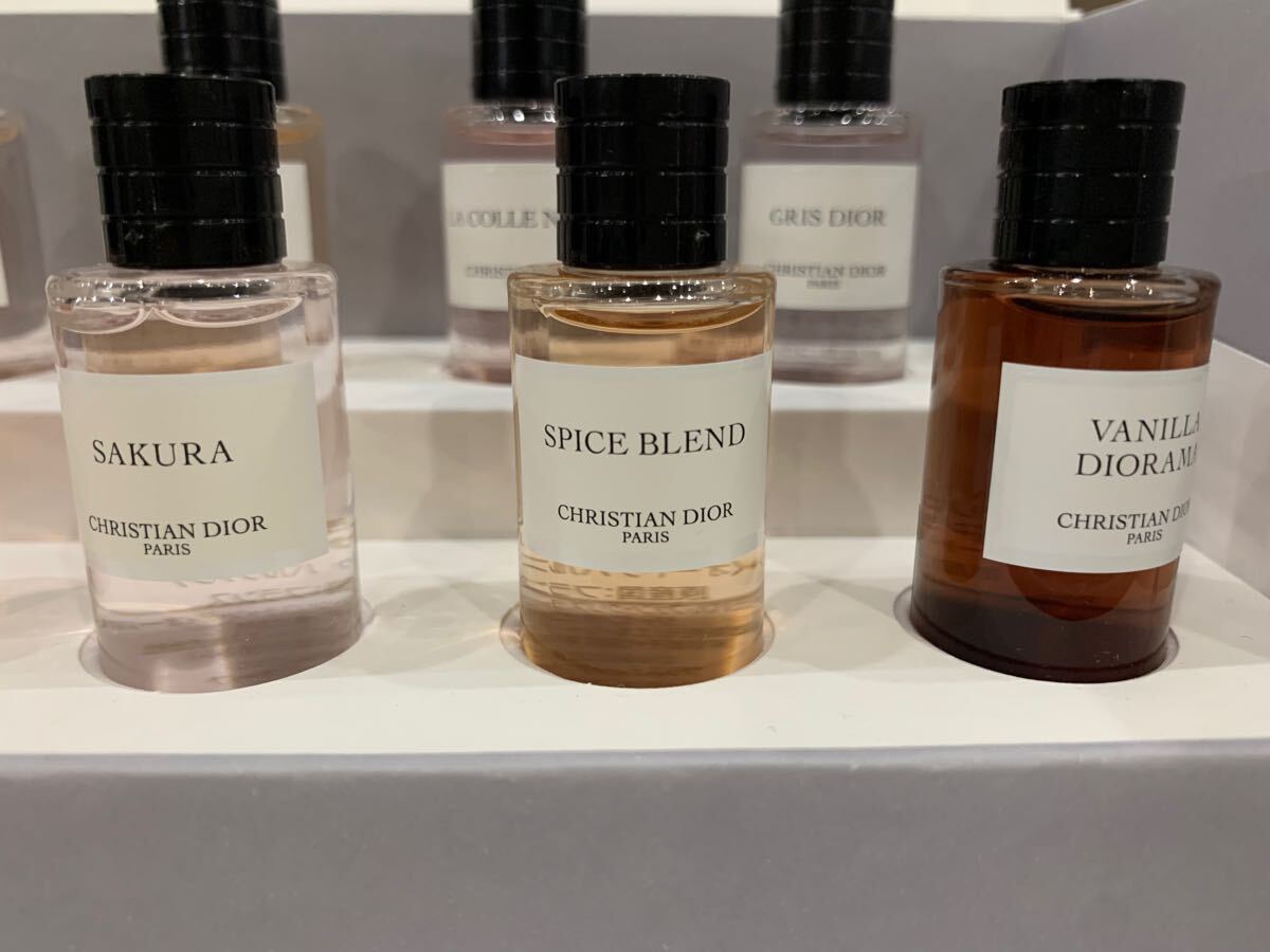 34 CHRISTIAN DIOR メゾン クリスチャン ディオール ミニチュア