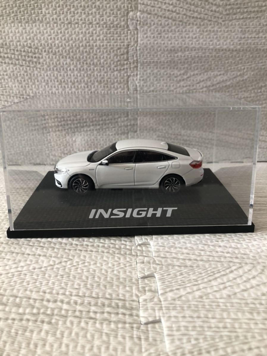 1/43 ホンダ インサイト INSIGHT ミニカーカラーサンプル プラチナ