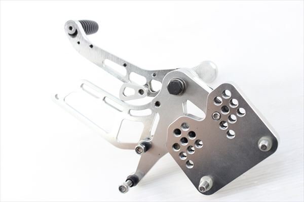1円スタート:予備部品 BMW S1000RR[29社外K-FACTORY　バックステップ]｝B BMW S1000RR K-FACTORY ケイファクトリー Kファクトリー 2019>