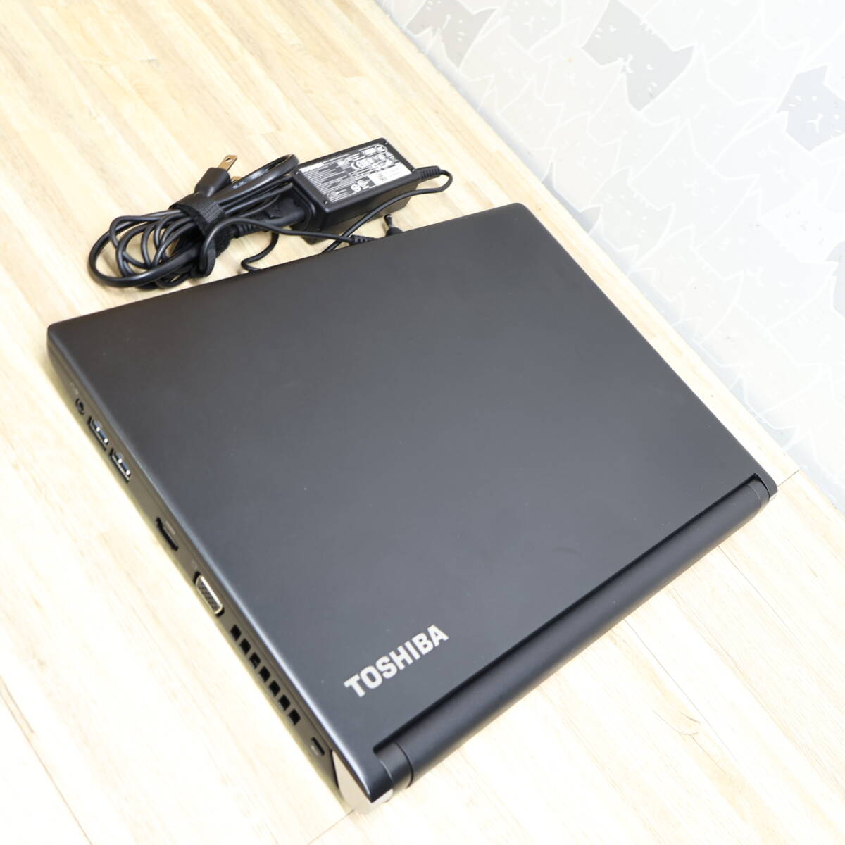 ☆美品 高性能7世代i3！SSD256GB メモリ8GB☆R73/M Core i3-7100U Web