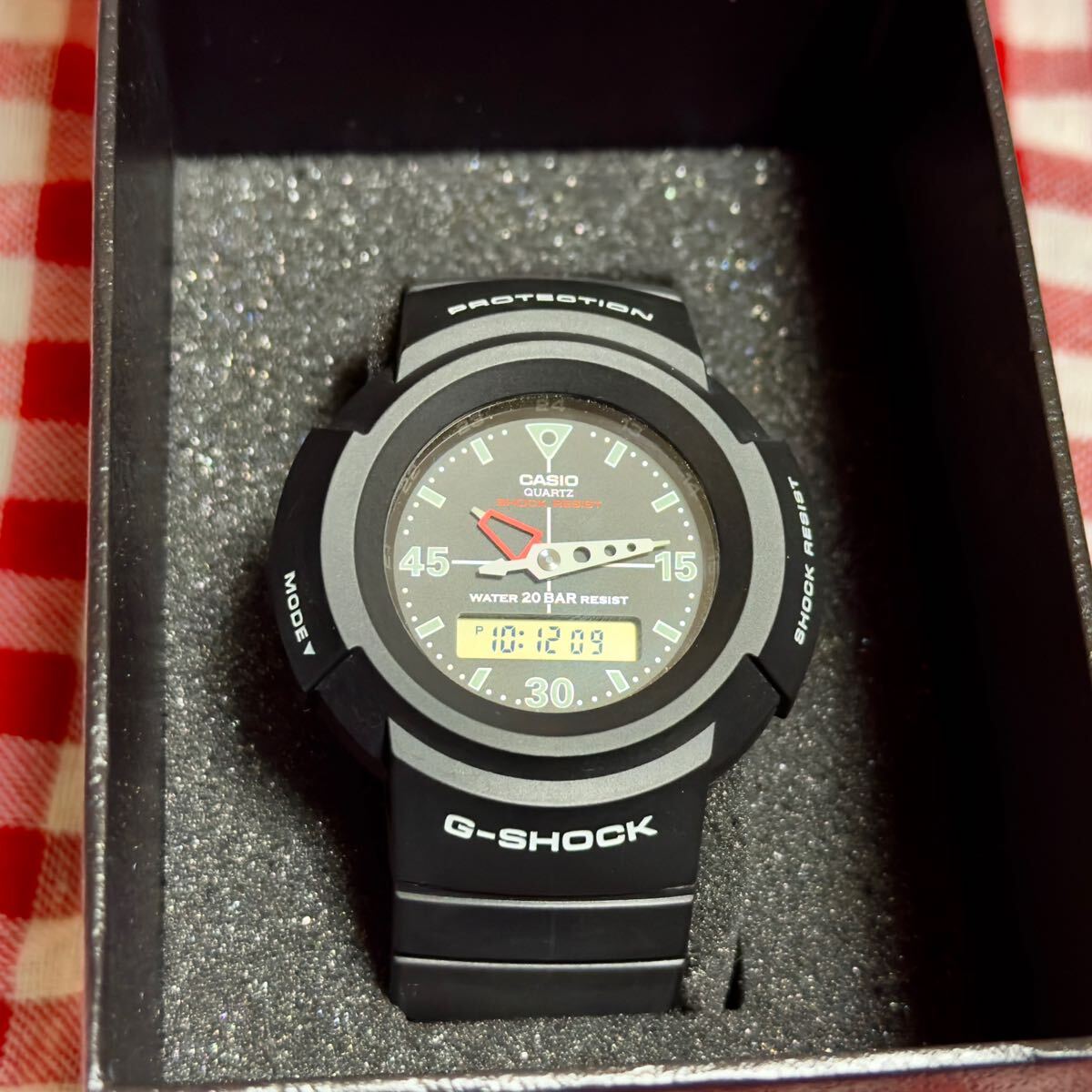 送料無料 美品 カシオ 腕時計 アナデジ G-SHOCK AW-500E-1EJF 箱取 説 