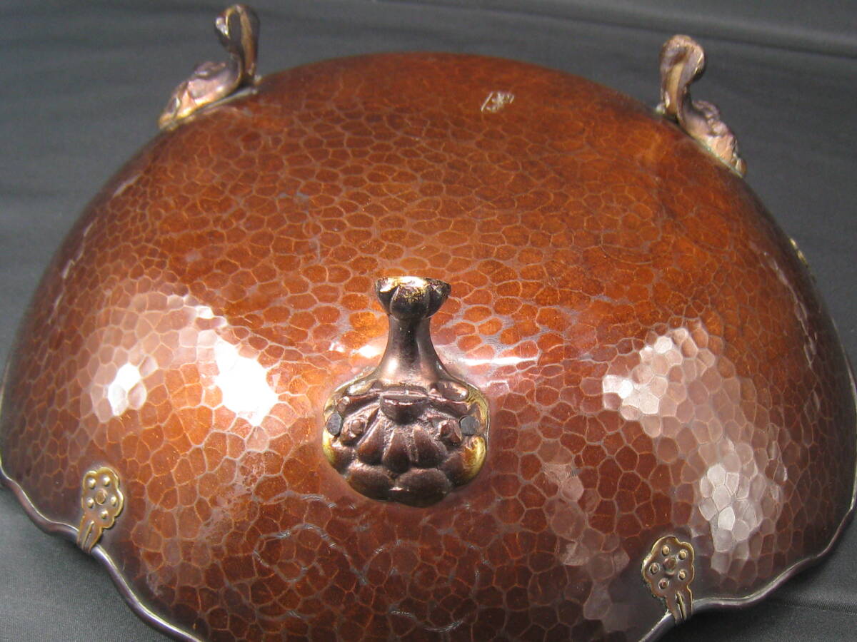 ▽良▽『伊藤久芳堂』造吉祥形銅蟲龍文菓子器 共箱