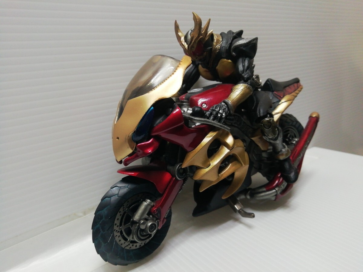 SIC マシントルネイダー 限定品&SIC仮面ライダーアギトセット S.I.C.