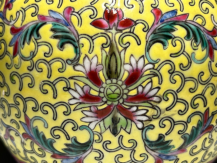 1756  中国骨董　景徳鎮　黄色　茶入　時代物 瑞】景徳鎮製 黄釉 福壽紋 茶入 【公式通販】