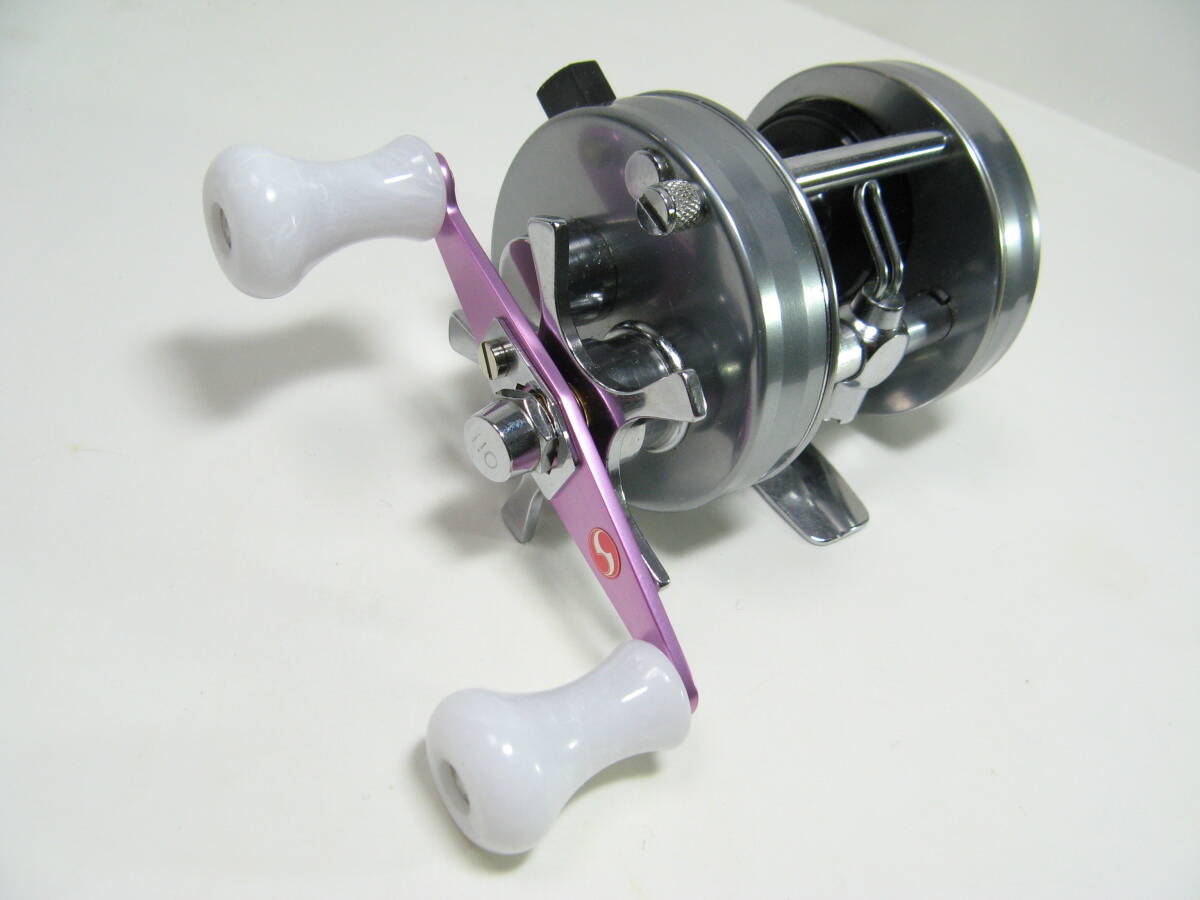 ABU Ambassadeur 80mmアルミパワーハンドル アブ アンバサダー 2500C等 ピンチ＋マーブルホワイト サイモン製 11ー⑦ アブ ABU Ambassadeur アルミ+ウッドノブ アンバサダー2500C等用 アンバサダー80ｍｍハンドル