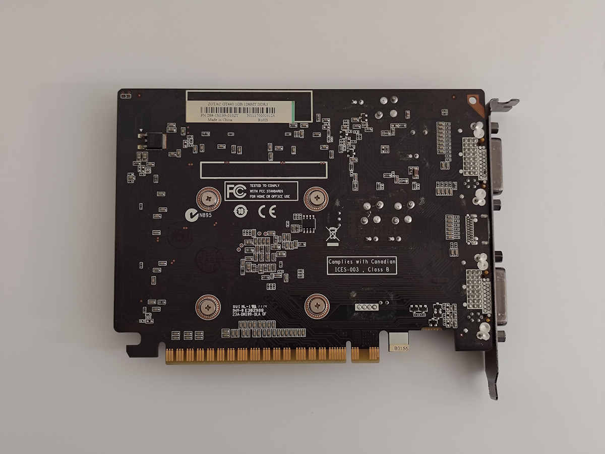 ＜送料無料＞ ビデオカード ZOTAC GT440 1GB 128bit DDR3 ①_2