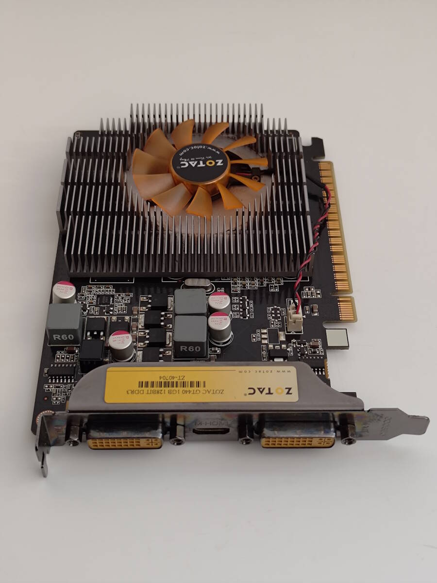 ＜送料無料＞ ビデオカード ZOTAC GT440 1GB 128bit DDR3 ①_3