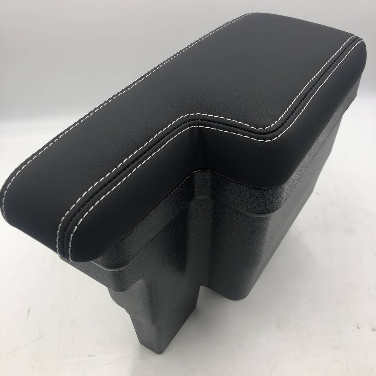 スズキ 新型ジムニー Spec Auto ジムニー アームレスト JB64W JB74W 