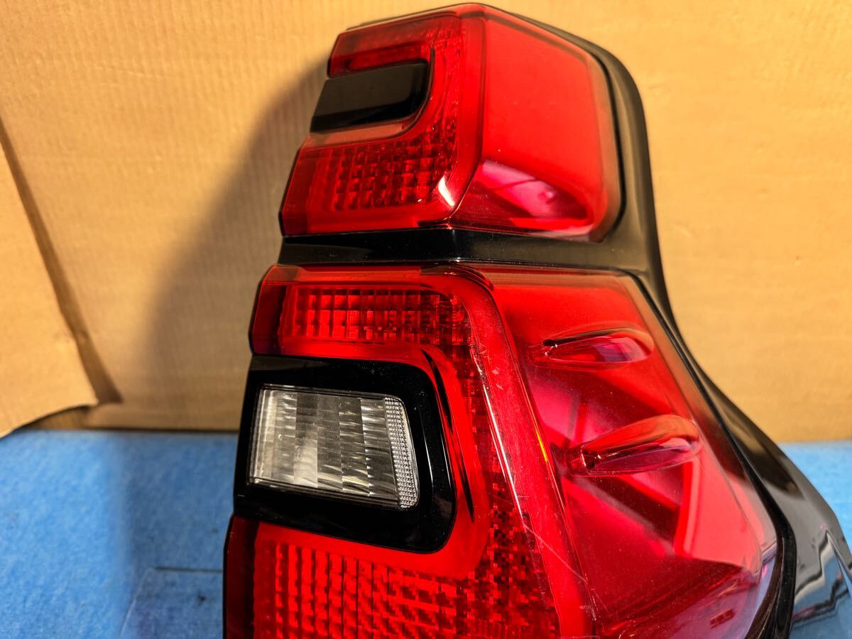 トヨタ 150 ランドクルーザー プラド TRJ150W GDJ150W 後期 純正 左