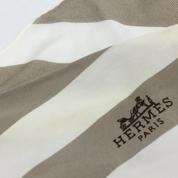 HERMES シルク ストライプ スカーフ美品 HERMES エルメス スカーフ シルク ストライプ 箱付き【DBAGE003