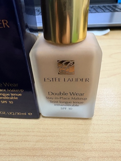 未使用 エスティローダー ダブル ウェア ステイ イン プレイス メークアップ ファンデーション 3N1 アイボリー ベージュ 30ml ESTEE LAUDER_2