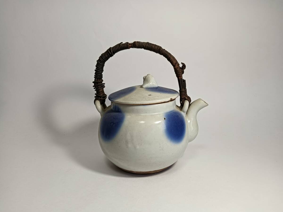 【茶犬】白磁吹墨土瓶 明治大正時代 #くらわんか_10