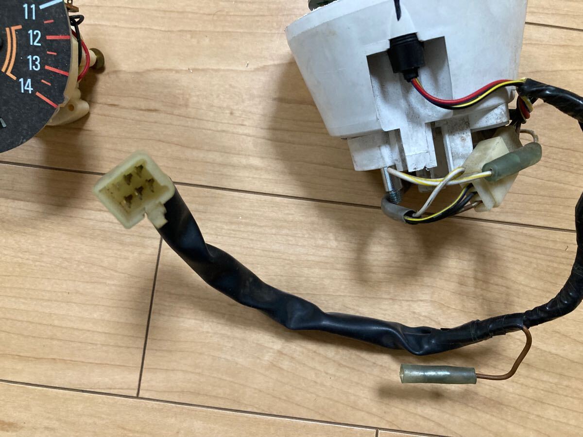 ジャンク 部品取り ゼファー 400 純正 タコメーター 分解品 検索用