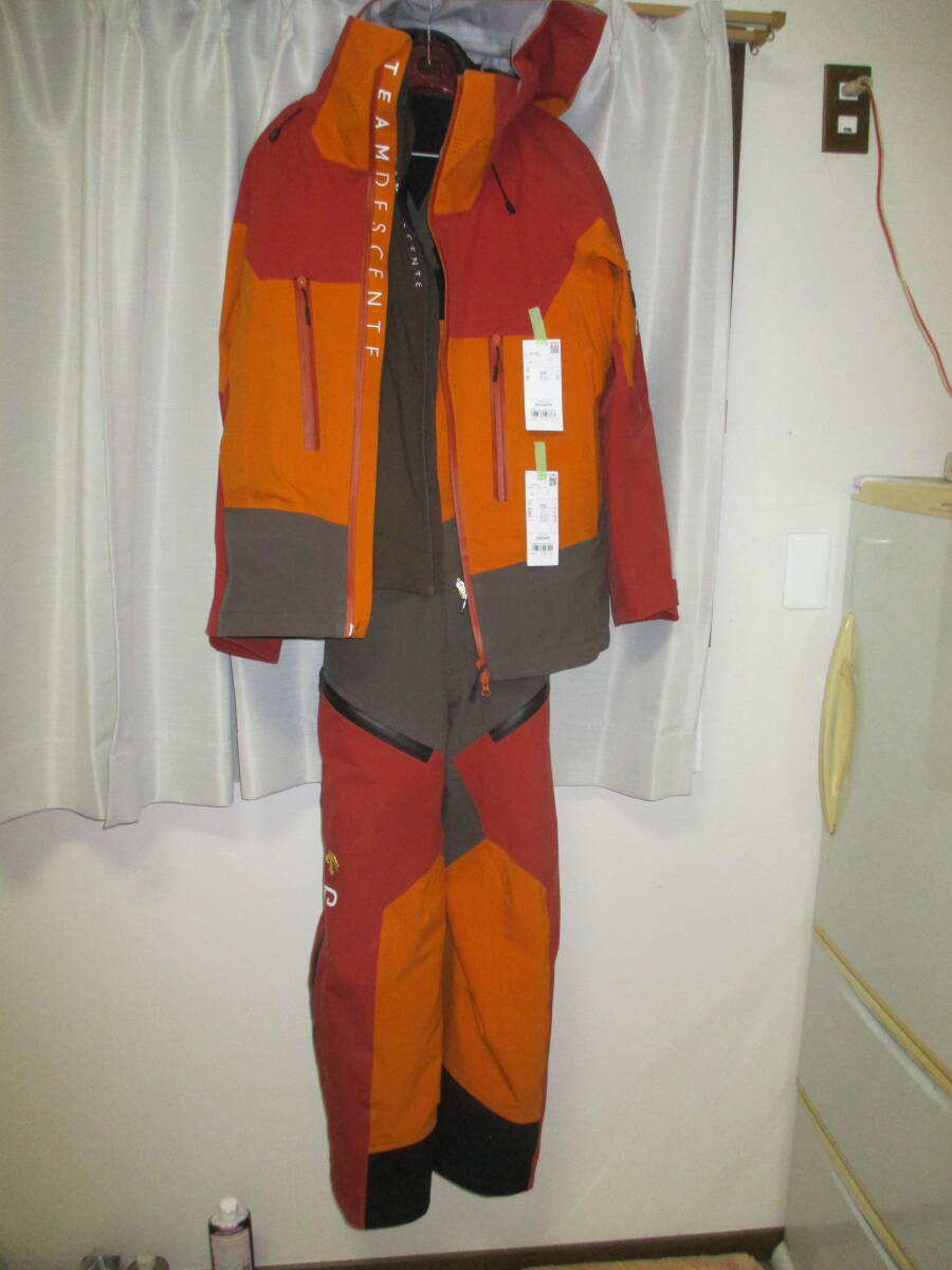 チームデサント上下M　今期新品購入し15日間使用しました。_10