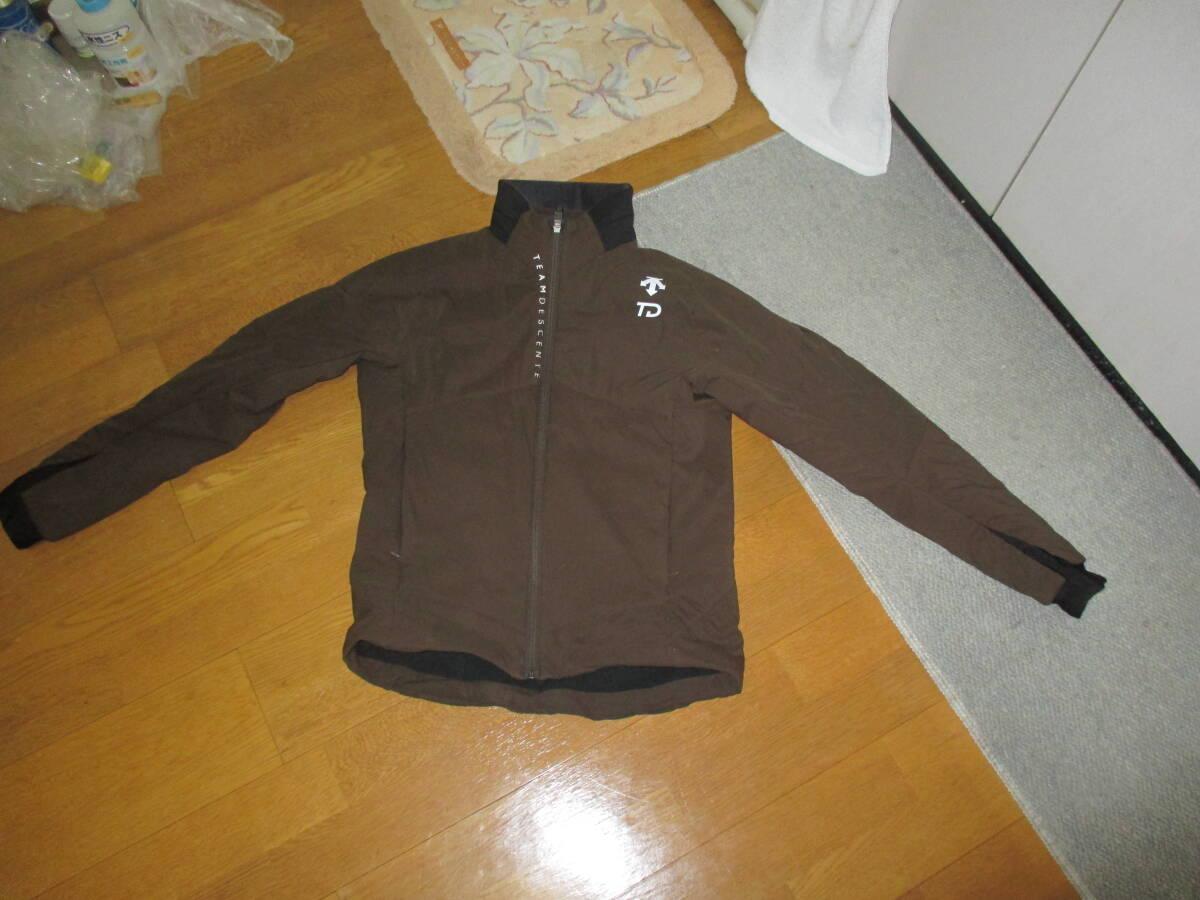 チームデサント上下M　今期新品購入し15日間使用しました。_5