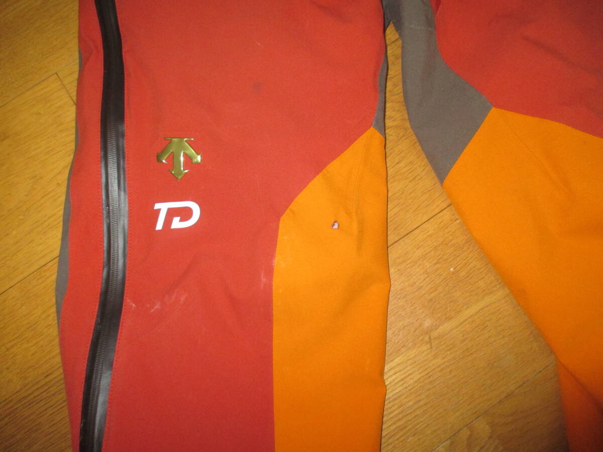 チームデサント上下M　今期新品購入し15日間使用しました。_7