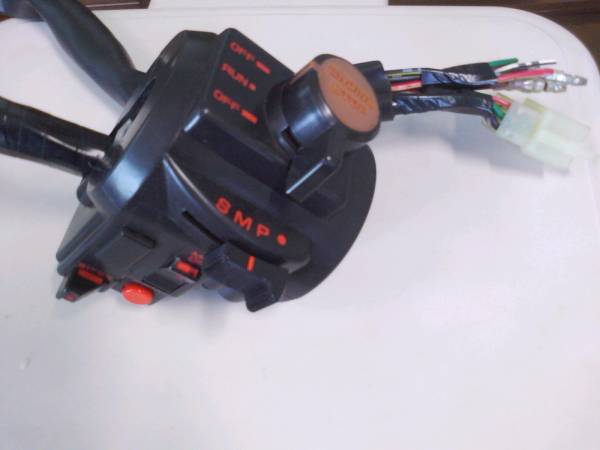 【配線新品】白バイＰスイッチＶＦＲ８００用に配線加工改造済_1