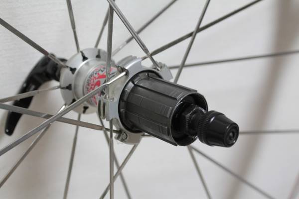 MAVIC AKSIUM RACE マビック アクシウム レース シルバー(27インチ
