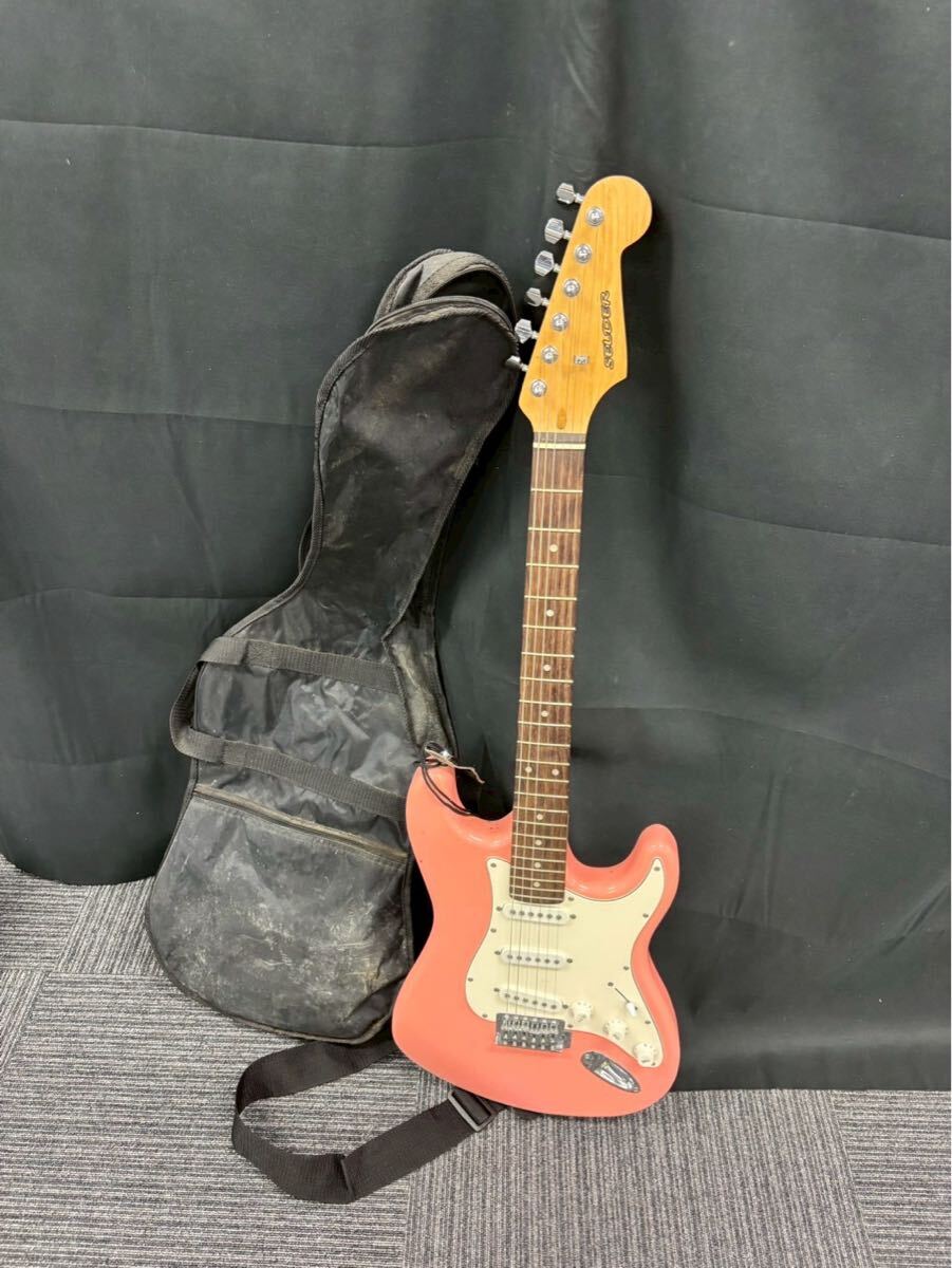 SELDER Pink エレキギター Electric Guitar 春名 5月 NO.26 SELDER エレキギター エレキ ピンク系 ケース付き 汚れ