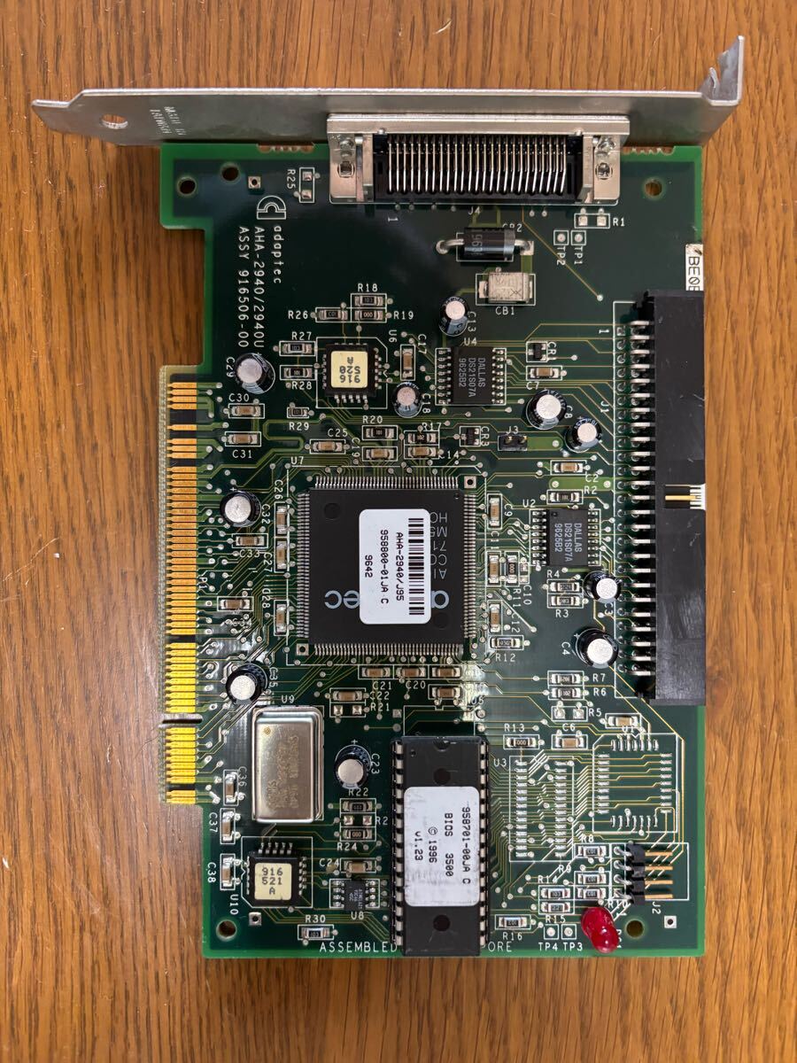 Adapted Fast scsi card AHA2940 AHA2940AUの2枚 と　230MB MOドライブ(Buffalo mos-230S) Panasonic PD ドライブ _2