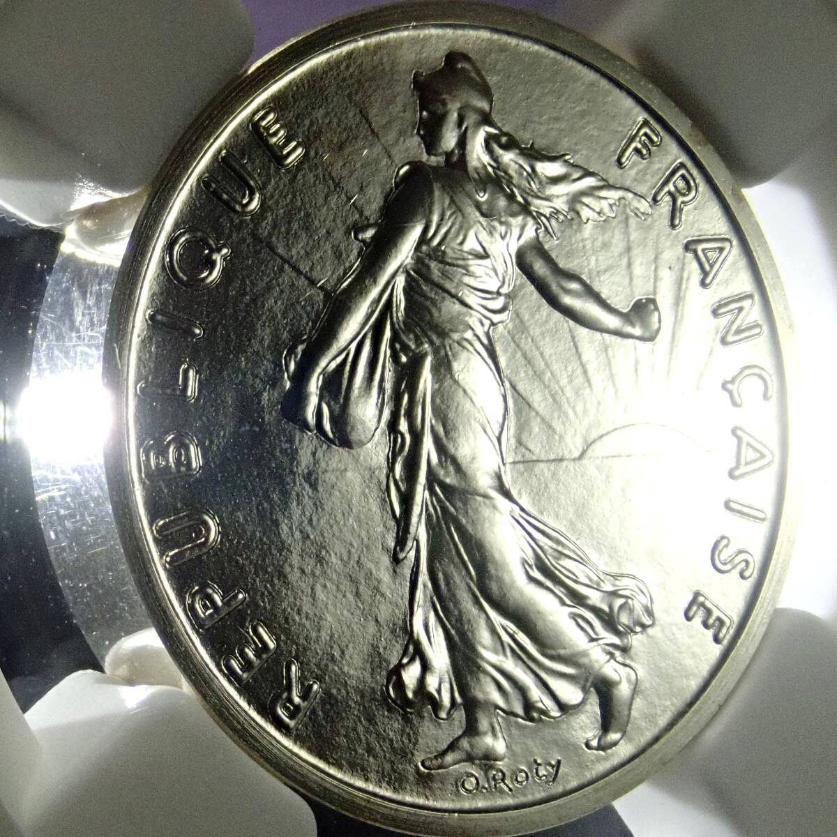 5£ピエフォー銀貨(ブリタニア&マリアンヌ)NGC PF67英仏協商100周年 Top 2！ 貴重なピエフォー貨 記念貨幣 種を蒔く人 オスカー ロティ