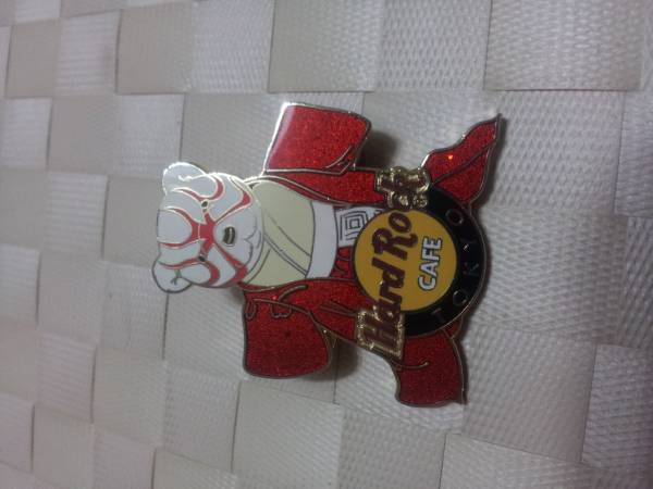 ハードロックカフェ　東京限定　ピンバッチ　クマ_1