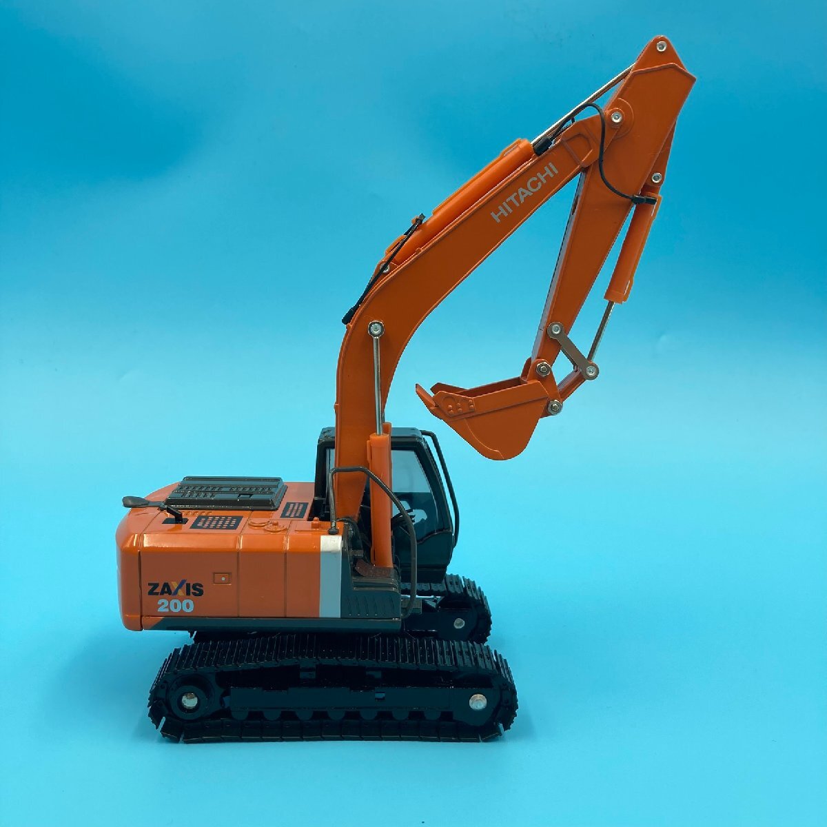 18337Q059】ミニカー 現状品 HITACHI ZAXIS 200 ザクシス EXCAVATOR 1