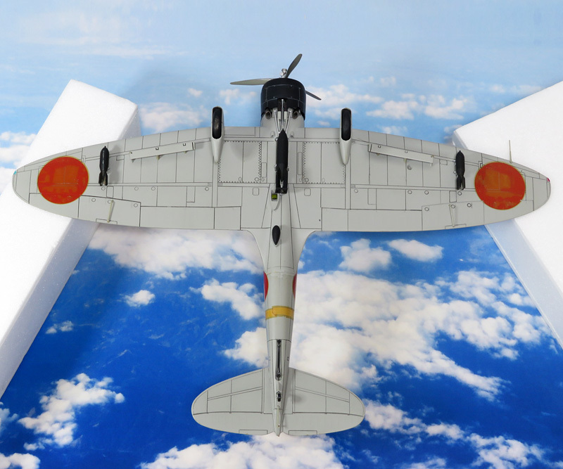 組立完成品航空機プラモデルジャンク扱い品】日本海軍 愛知 99式艦上