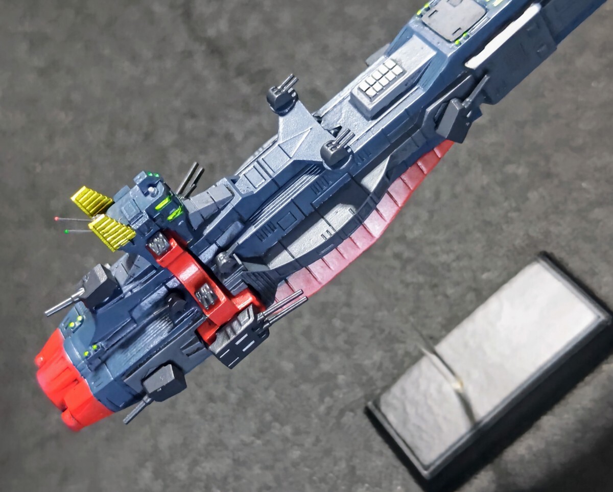 1/1700サイズ サラミス改級宇宙巡洋艦ティターンズ カラー完成品です。 ガンダム_3